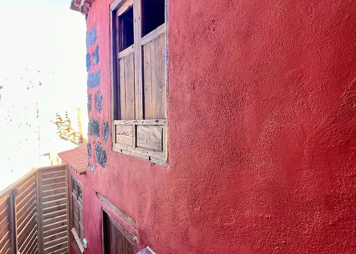 Vakantiehuis Red House *